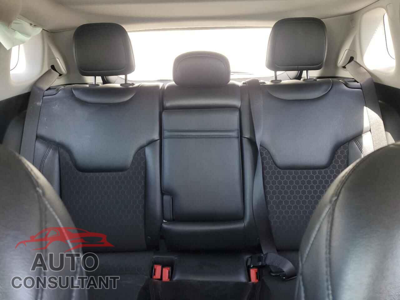 JEEP COMPASS 2018 - 3C4NJDBB0JT434237