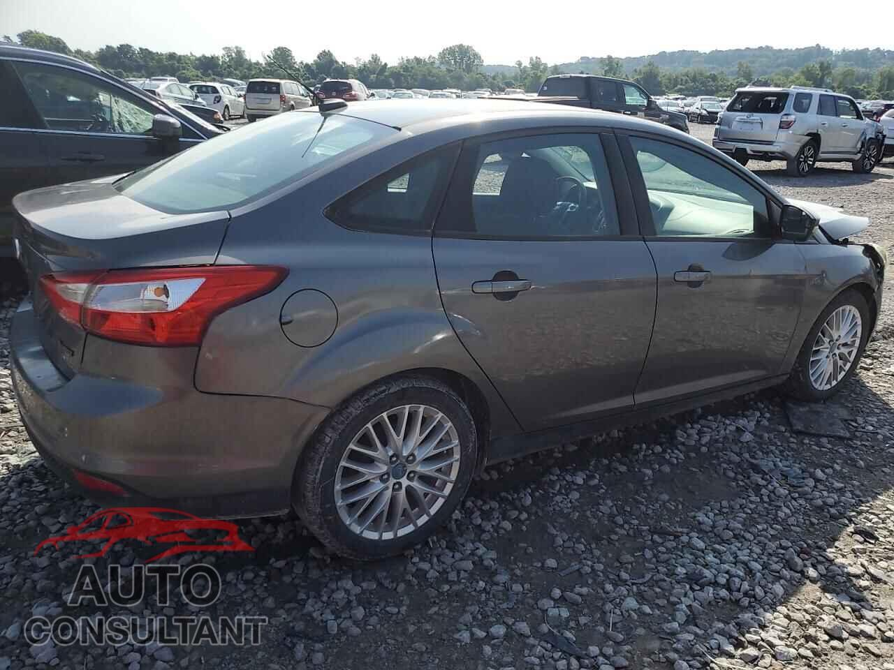 FORD FOCUS 2013 - 1FADP3F28DL294913