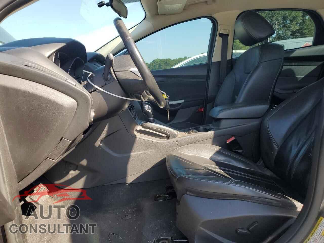 FORD FOCUS 2013 - 1FADP3F2XDL161912