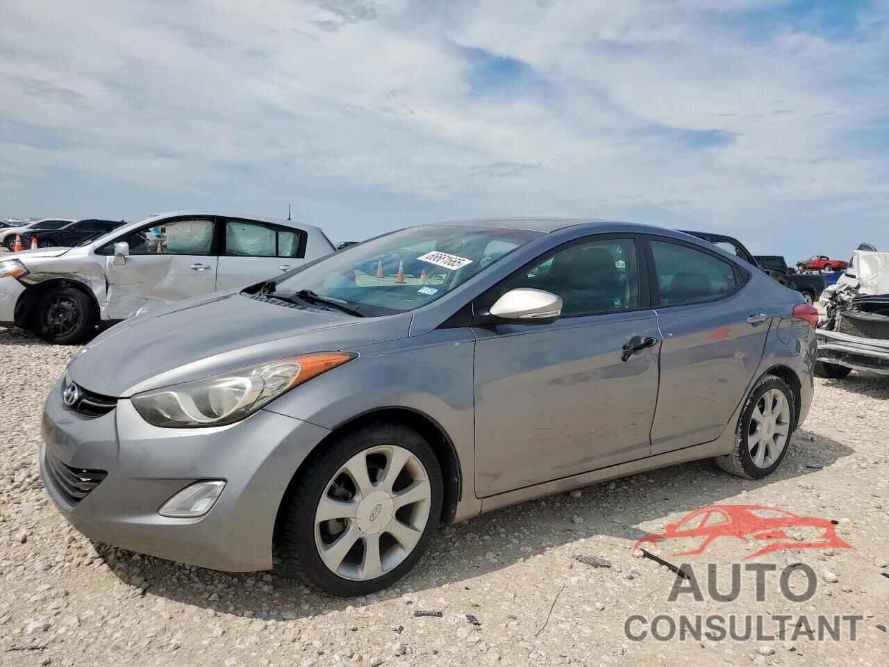 HYUNDAI ELANTRA 2013 - KMHDH4AE3DU509506