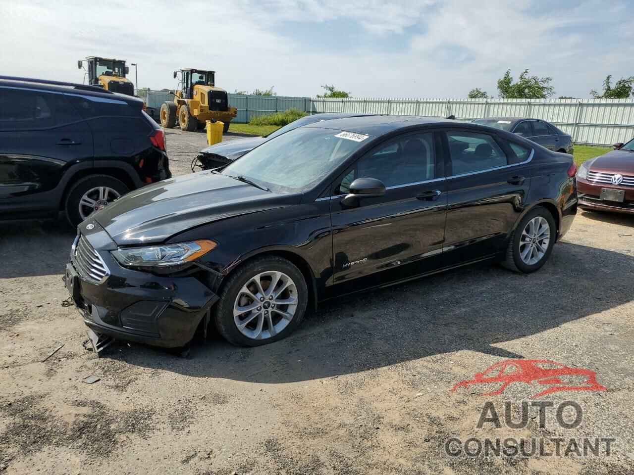 FORD FUSION 2019 - 3FA6P0LU0KR240257