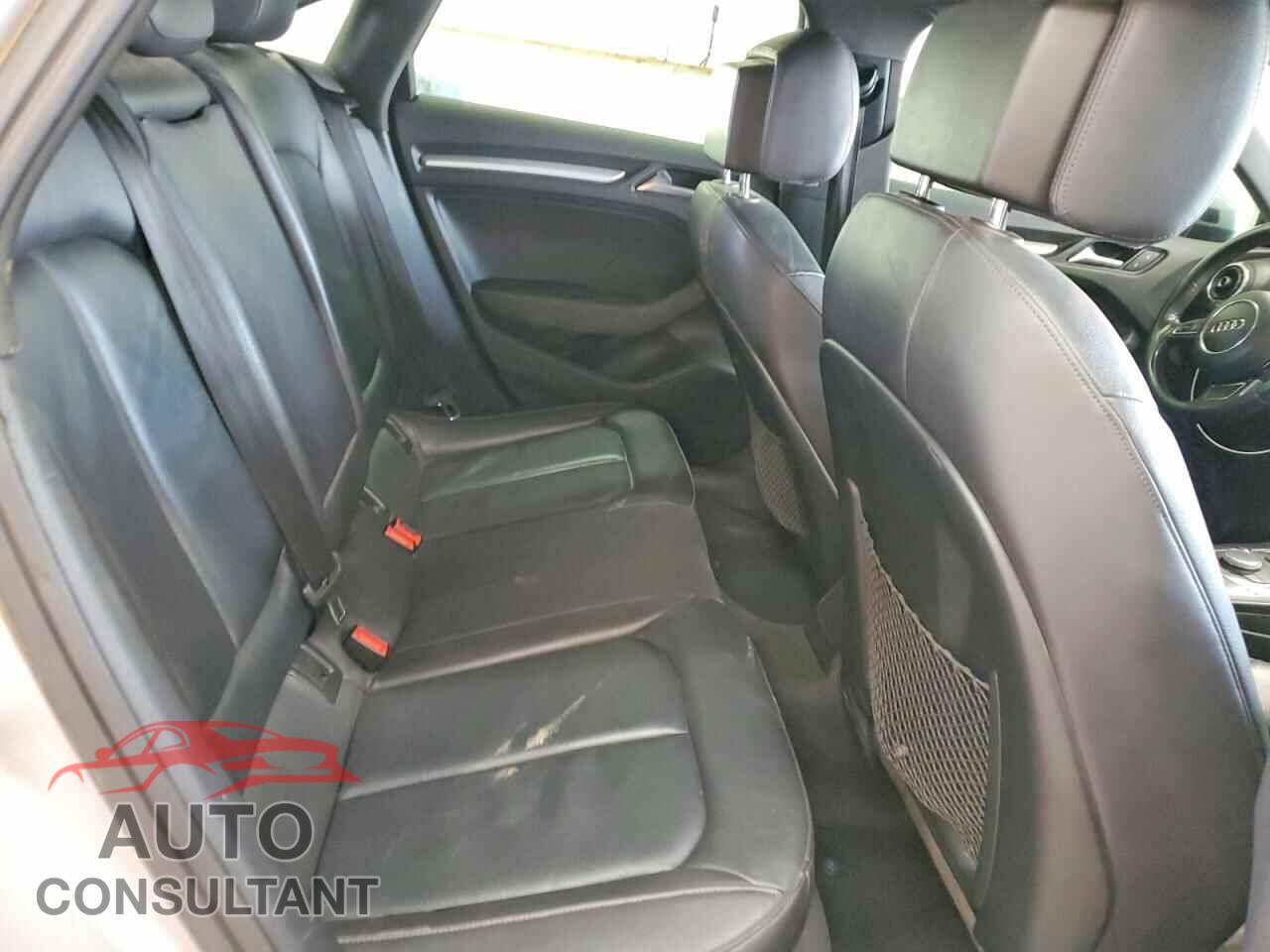 AUDI A3 2015 - WAUBFGFF6F1048534