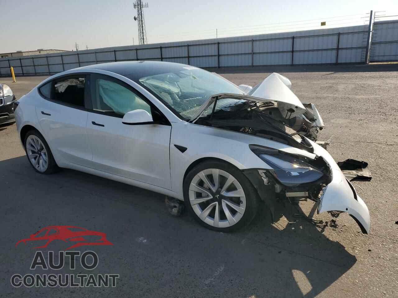 TESLA MODEL 3 2022 - 5YJ3E1EB9NF143939