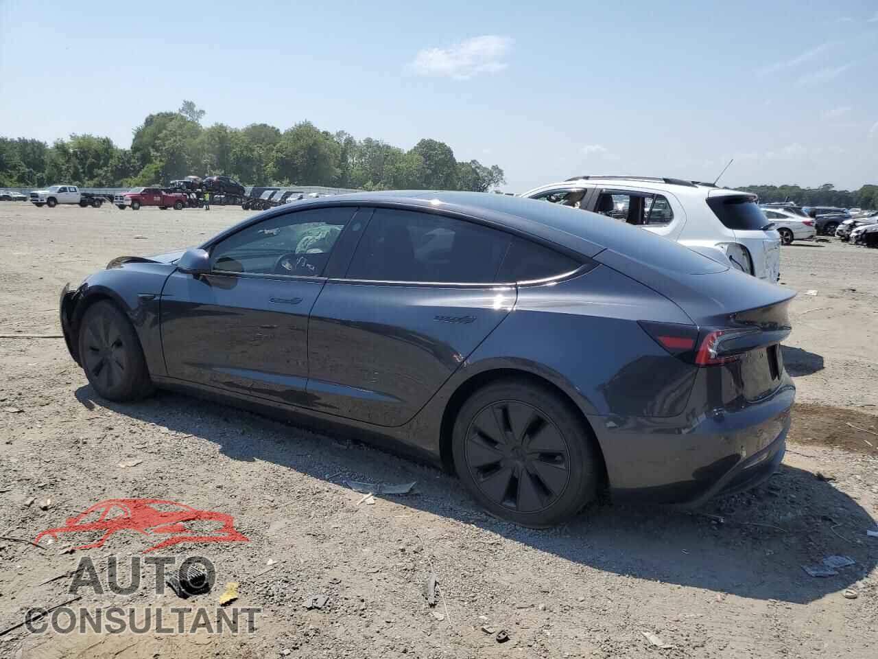 TESLA MODEL 3 2024 - 5YJ3E1EAXRF730261
