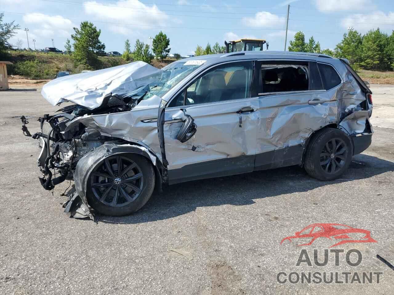 VOLKSWAGEN TIGUAN 2024 - 3VV2B7AX5RM045664