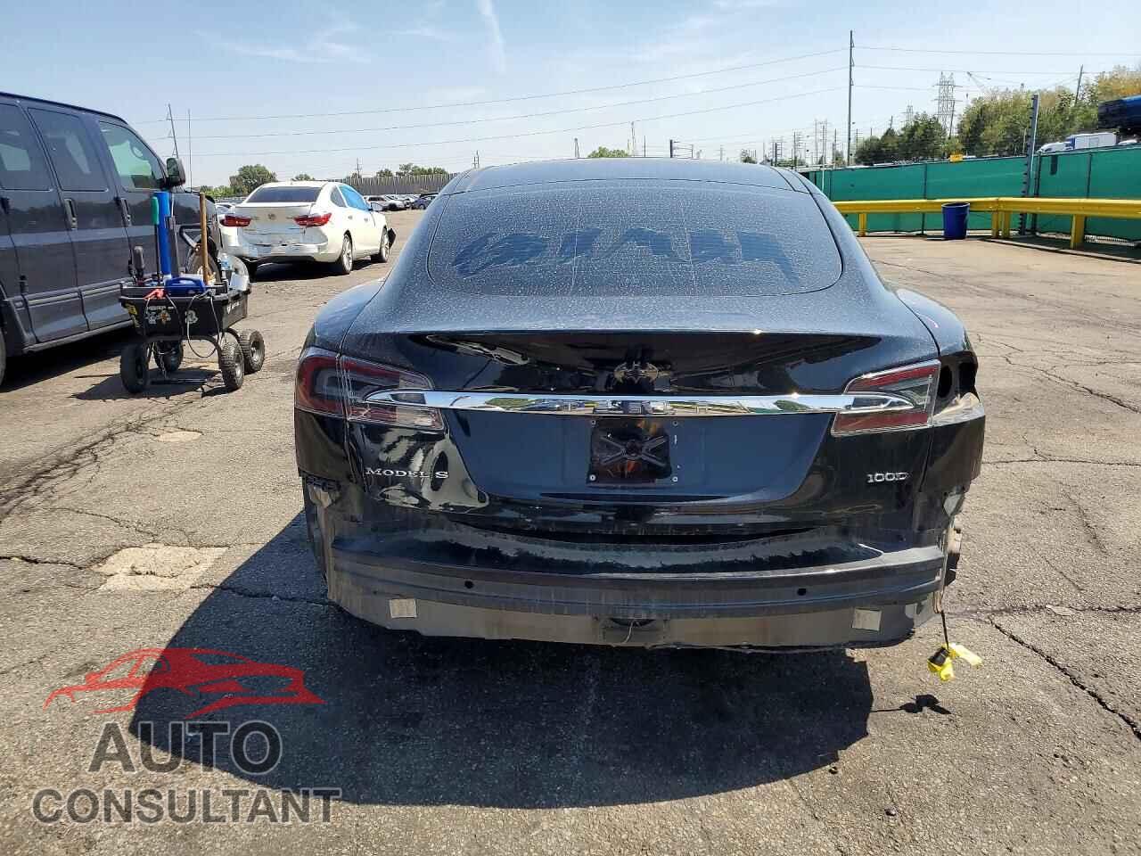 TESLA MODEL S 2017 - 5YJSA1E23HF188483
