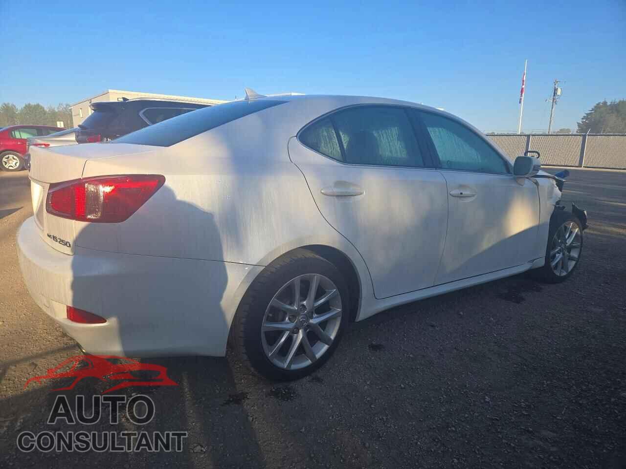 LEXUS IS 2012 - JTHCF5C26C5058836