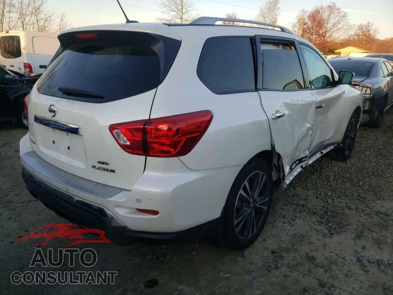 NISSAN PATHFINDER 2017 - 5N1DR2MM3HC678778