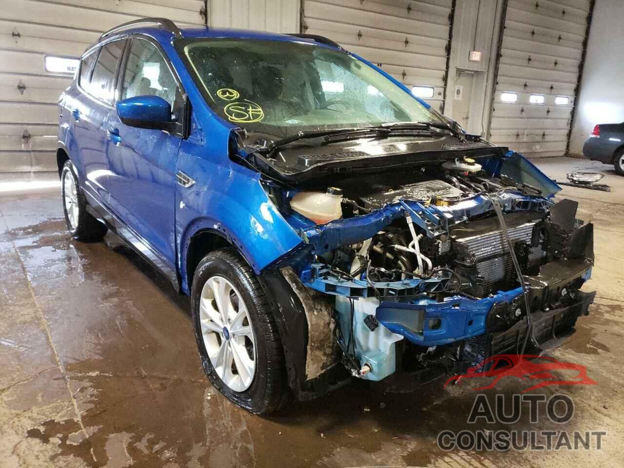 FORD ESCAPE 2018 - 1FMCU0GD7JUB13556