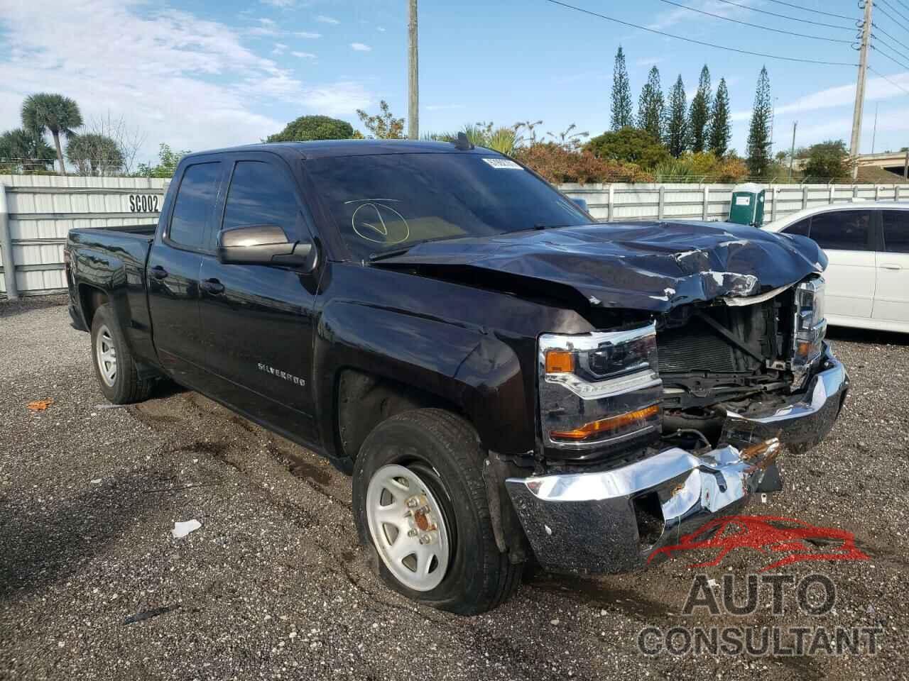 CHEVROLET SILVERADO 2018 - 1GCRCREC1JZ321533