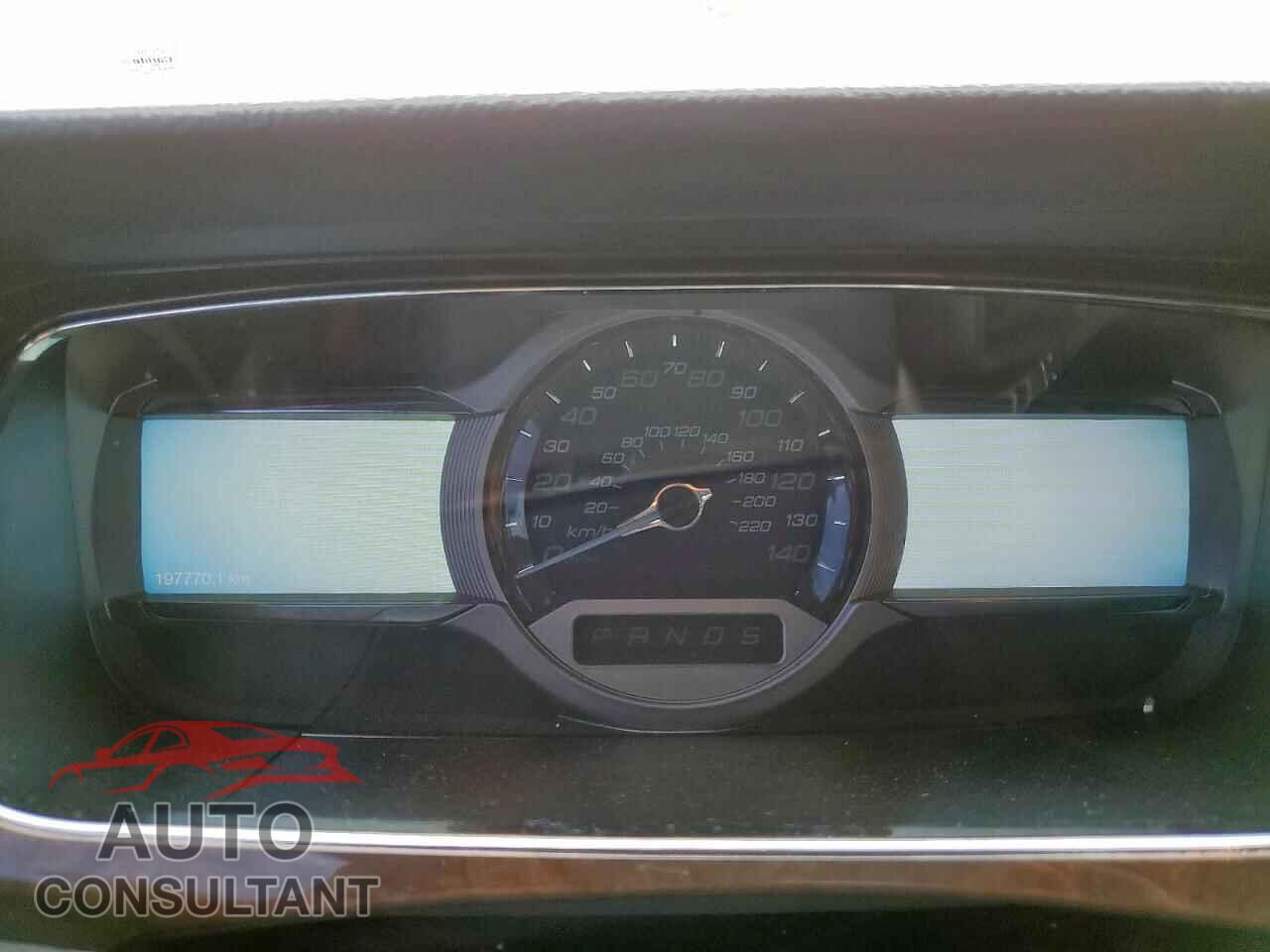 FORD TAURUS 2017 - 1FAHP2F88HG104199