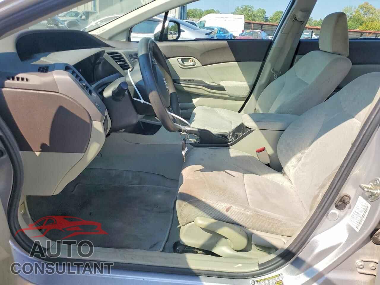 HONDA CIVIC SEDA 2012 - 19XFB2F5XCE100850