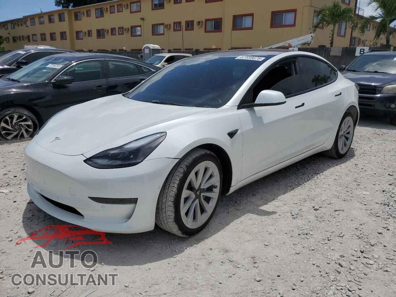 TESLA MODEL 3 2022 - 5YJ3E1EA9NF299504