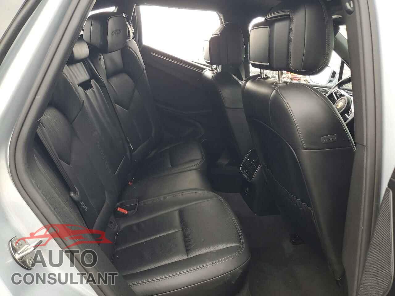 PORSCHE MACAN 2017 - WP1AG2A54HLB56637