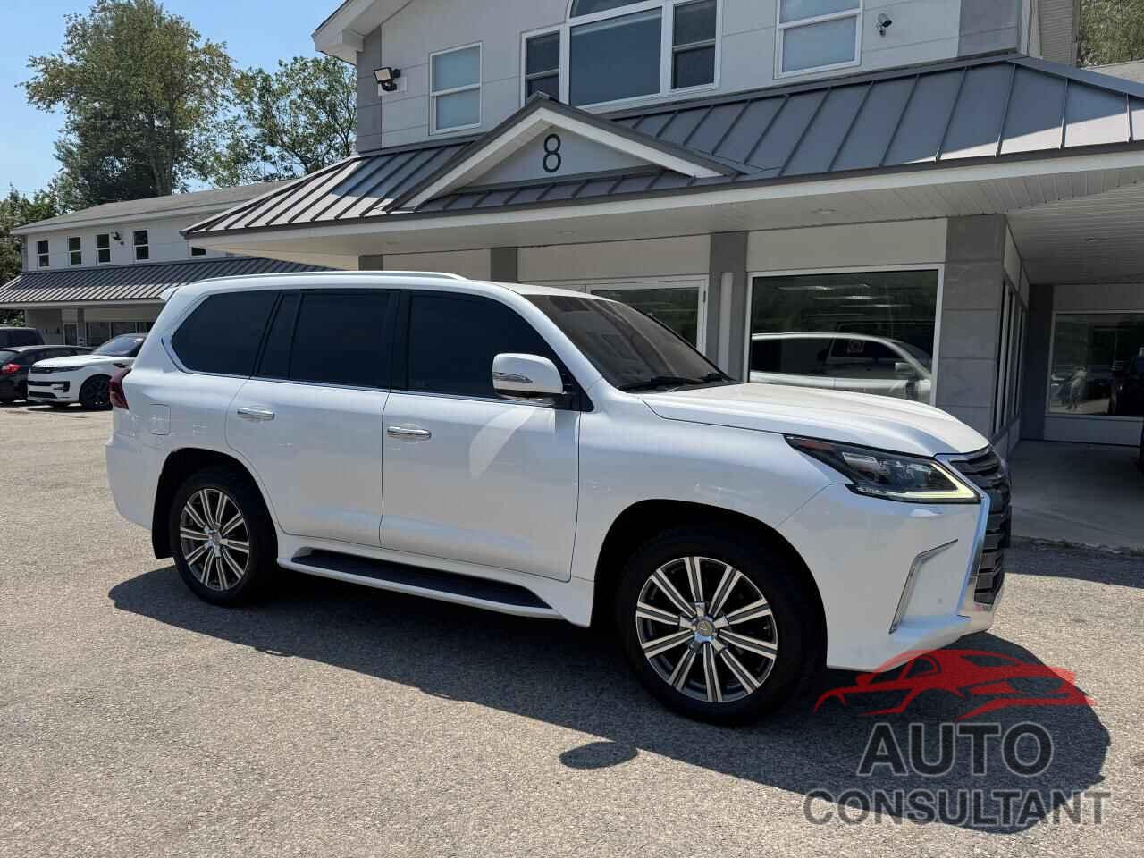 LEXUS LX570 2016 - JTJHY7AX6G4219108