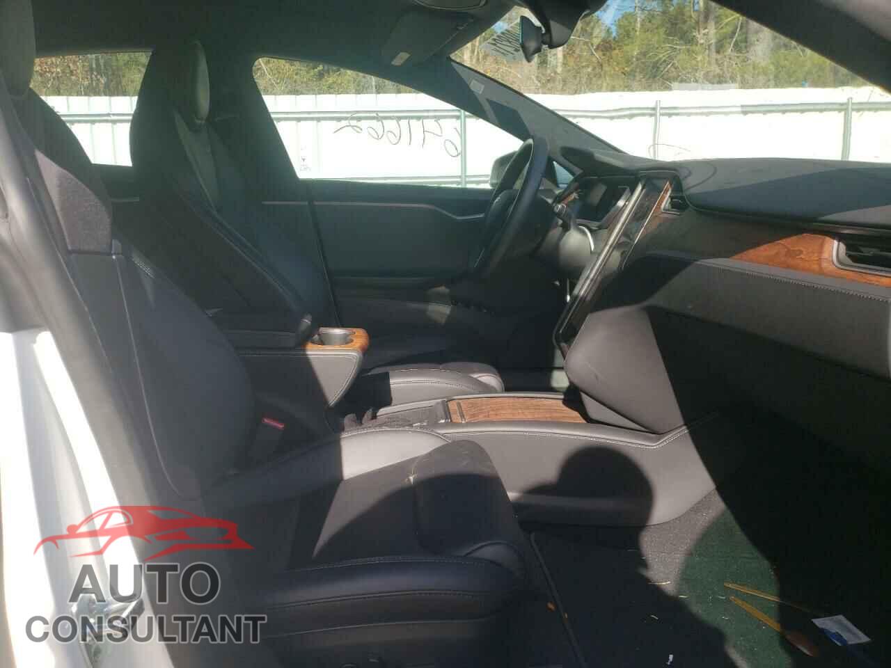 TESLA MODEL S 2020 - 5YJSA1E28LF381933