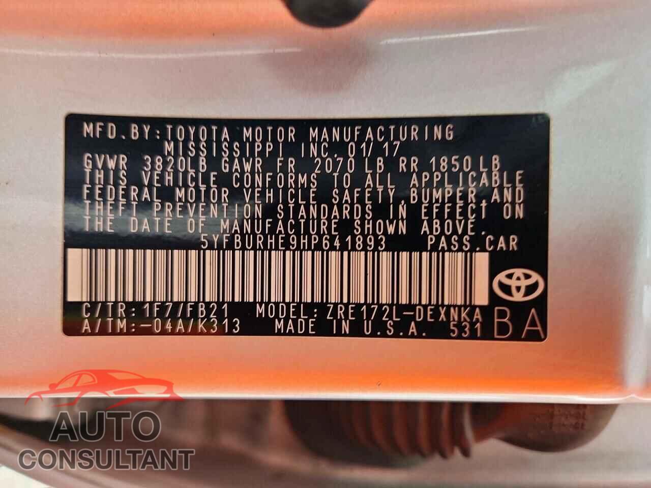 TOYOTA COROLLA 2017 - 5YFBURHE9HP641893