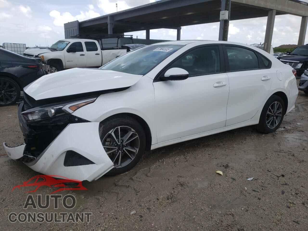 KIA FORTE 2022 - 3KPF24AD4NE443151