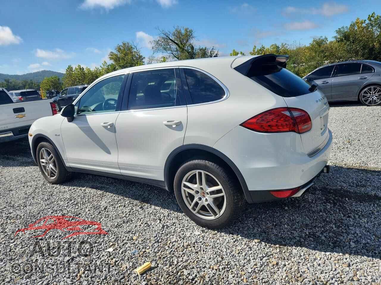PORSCHE CAYENNE 2014 - WP1AF2A2XELA33123