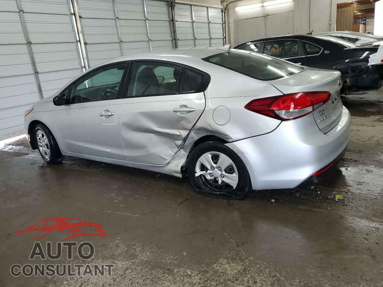 KIA FORTE 2017 - 3KPFK4A70HE056417