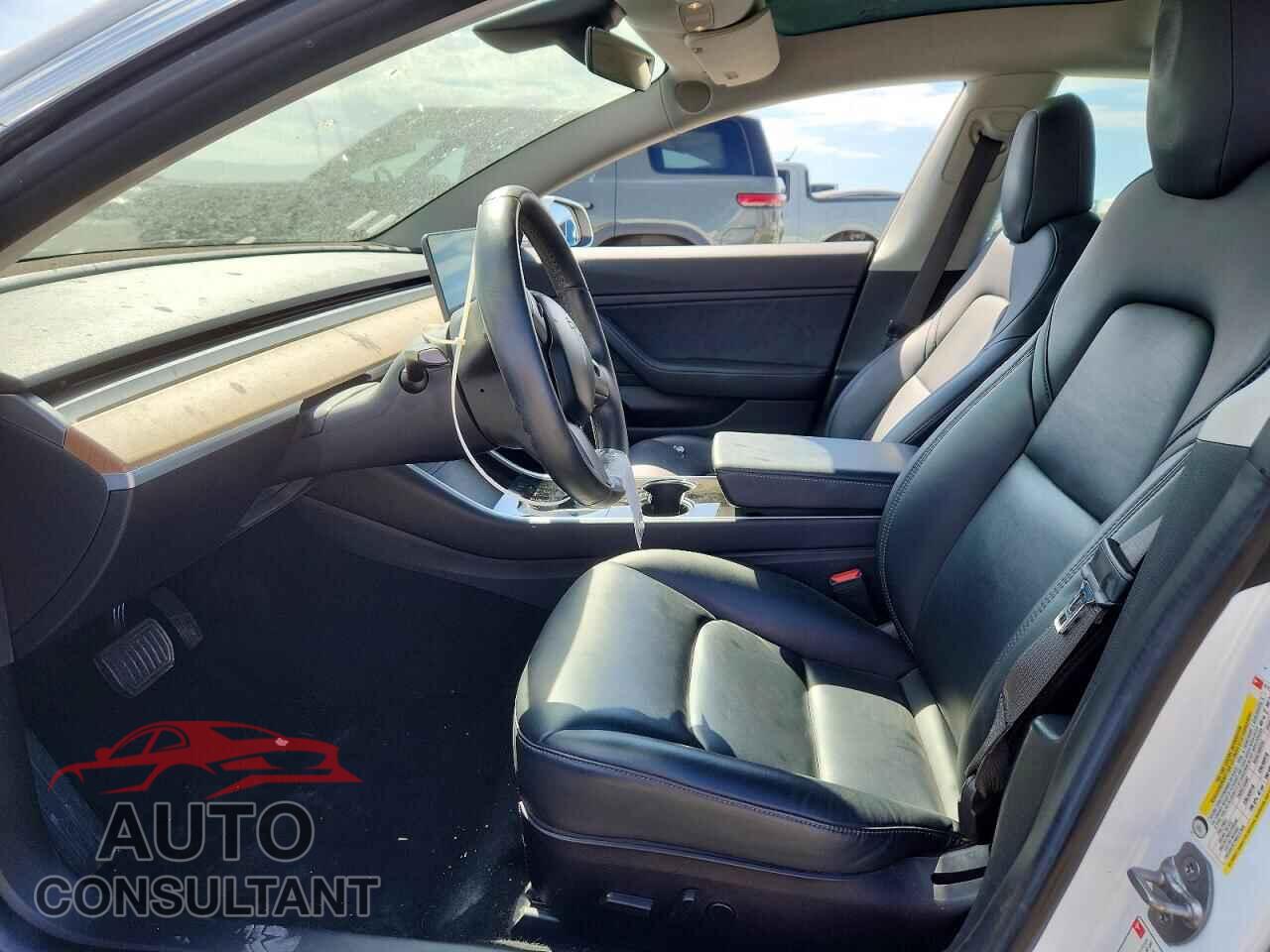 TESLA MODEL 3 2018 - 5YJ3E1EA7JF017256