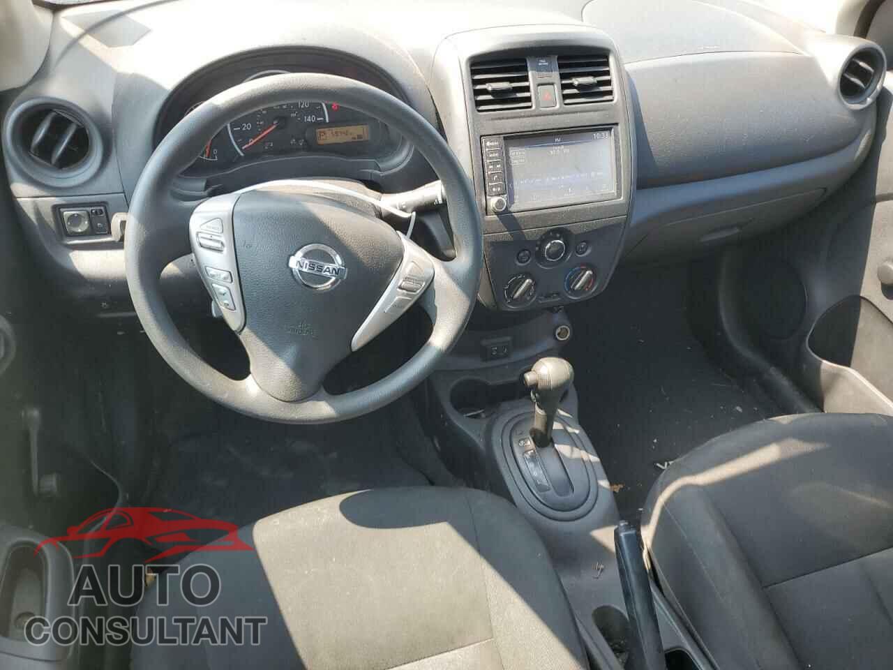 NISSAN VERSA 2019 - 3N1CN7AP3KL810430
