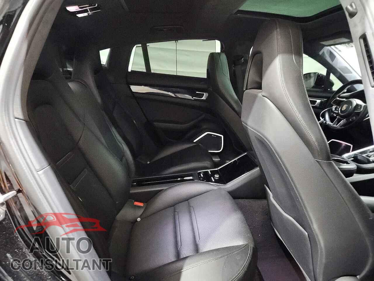 PORSCHE PANAMERA 2017 - WP0AF2A74HL152884