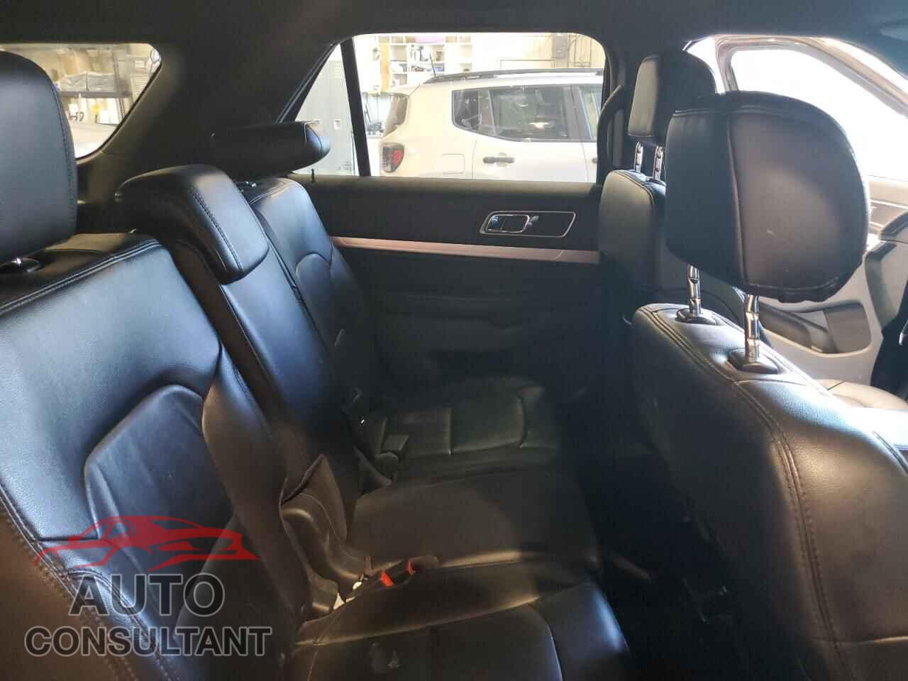 FORD EXPLORER 2017 - 1FM5K7D83HGC46175