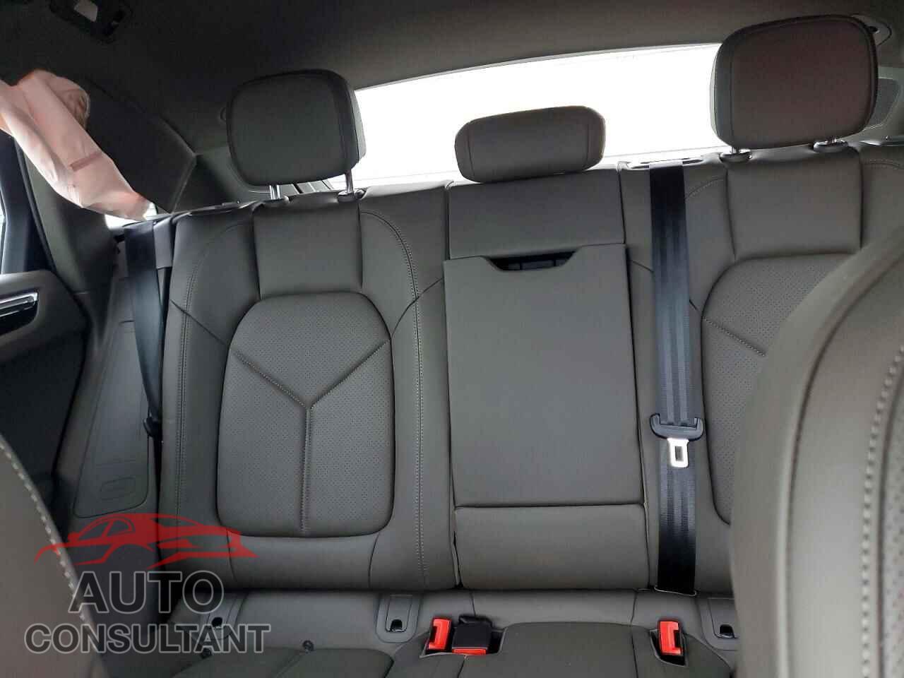 PORSCHE MACAN 2026 - WP1AA2A5XTLB18811