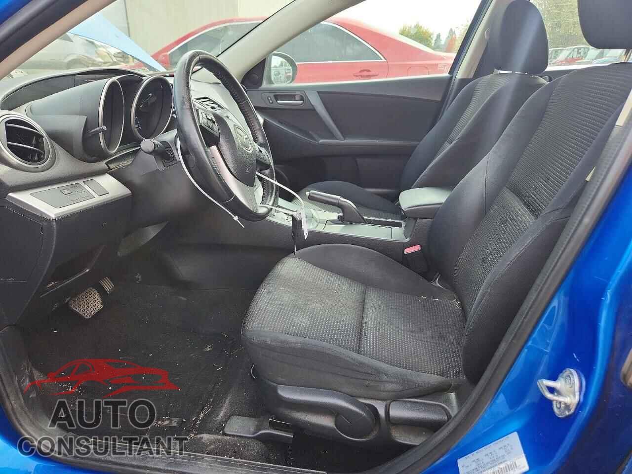 MAZDA 3 2012 - JM1BL1V84C1532189