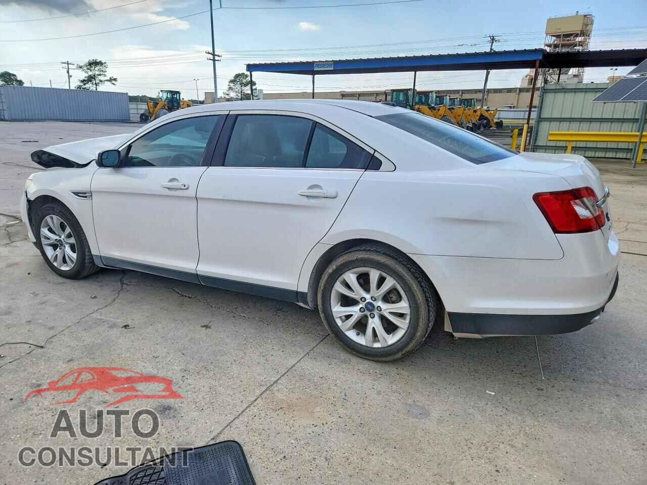 FORD TAURUS 2012 - 1FAHP2EW7CG137557