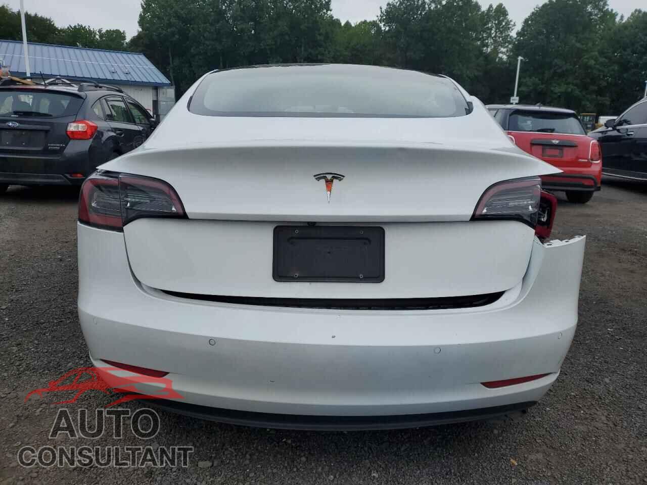 TESLA MODEL 3 2022 - 5YJ3E1EA2NF372342