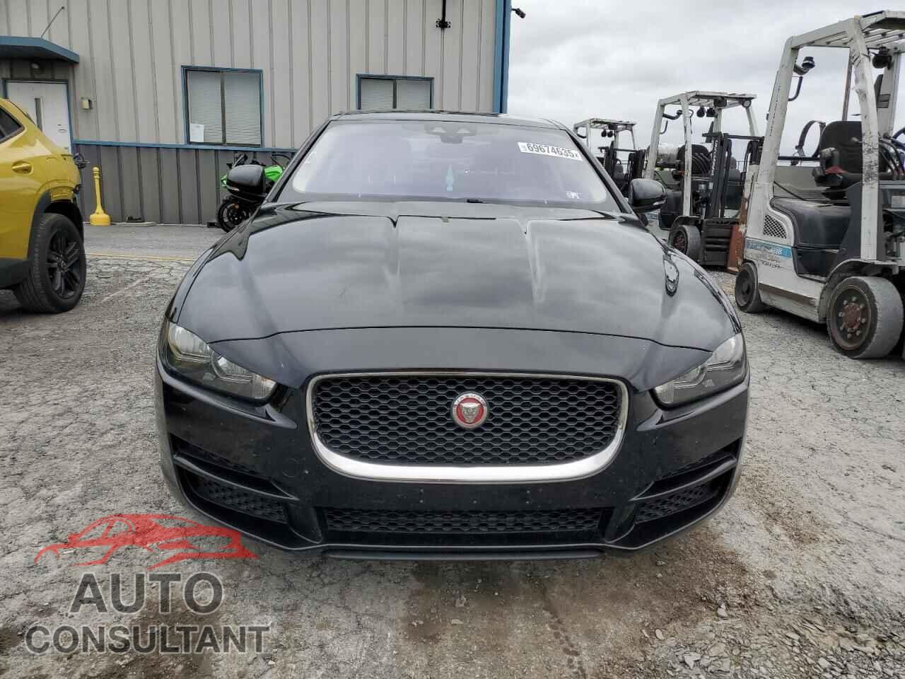 JAGUAR XE 2017 - SAJAD4BG1HA967962