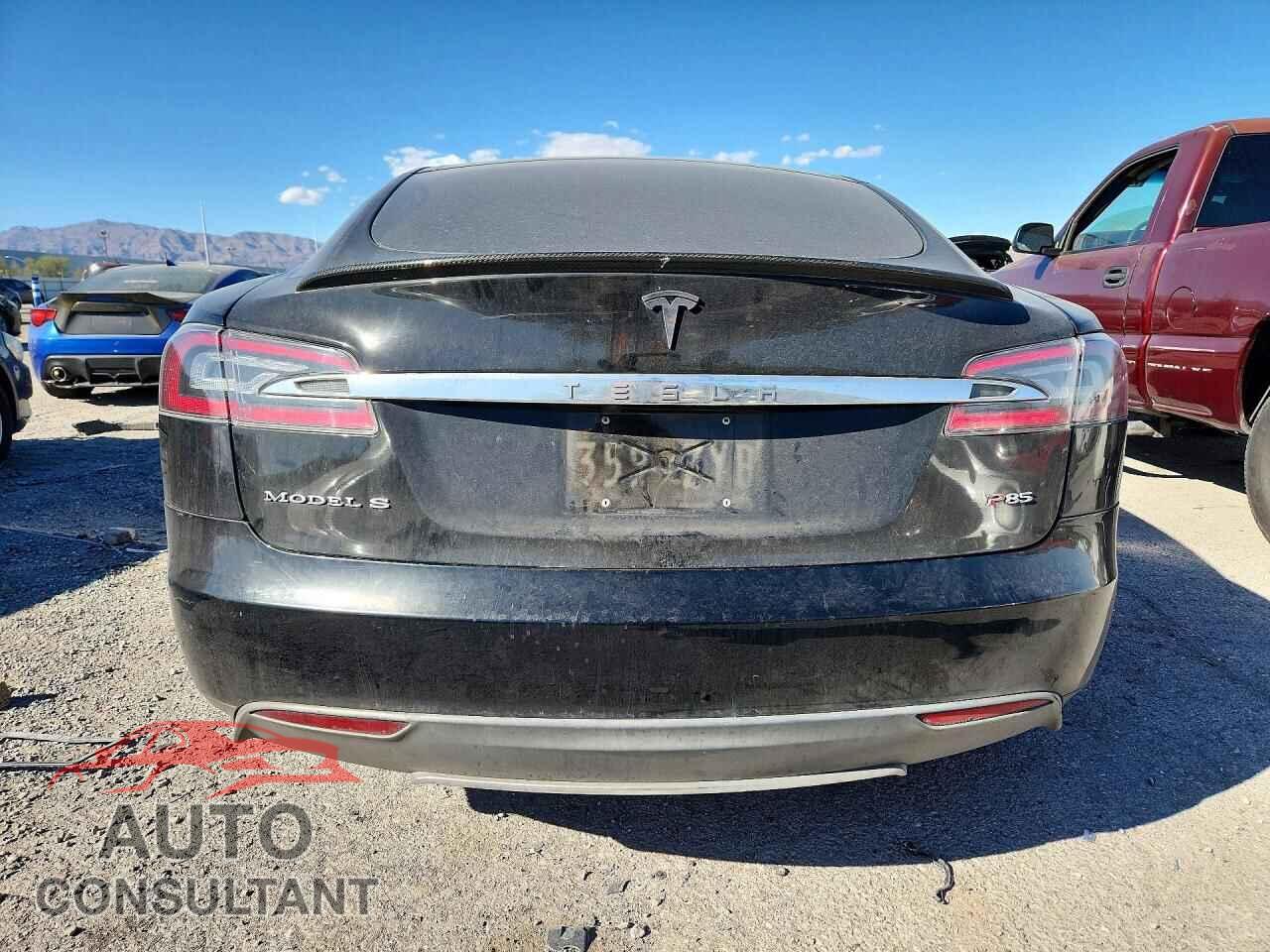 TESLA MODEL S 2013 - 5YJSA1DP0DFP07660