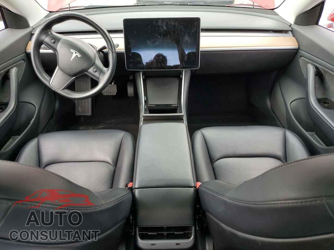 TESLA MODEL 3 2018 - 5YJ3E1EA9JF030753