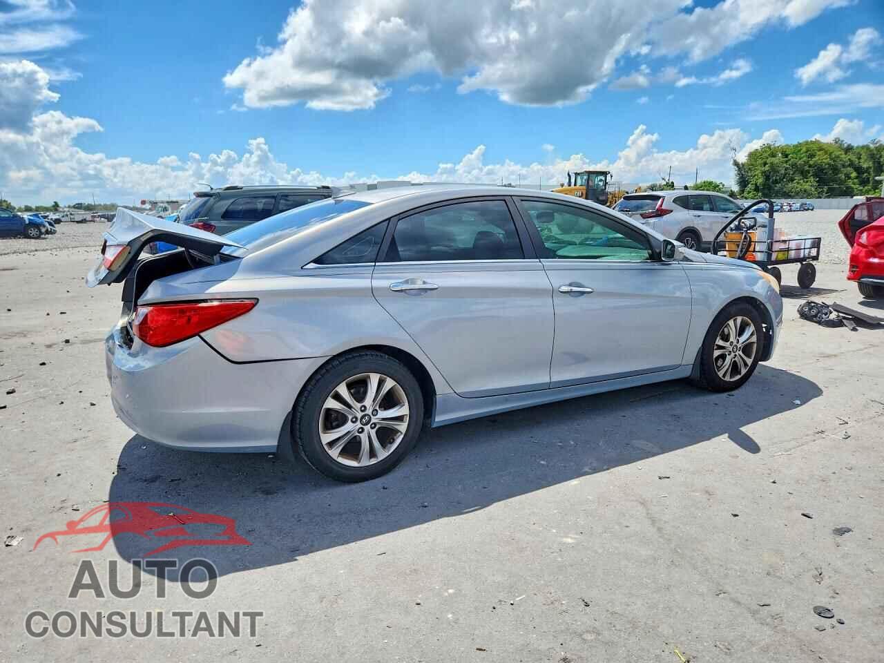 HYUNDAI SONATA 2011 - 5NPEC4AC4BH087291