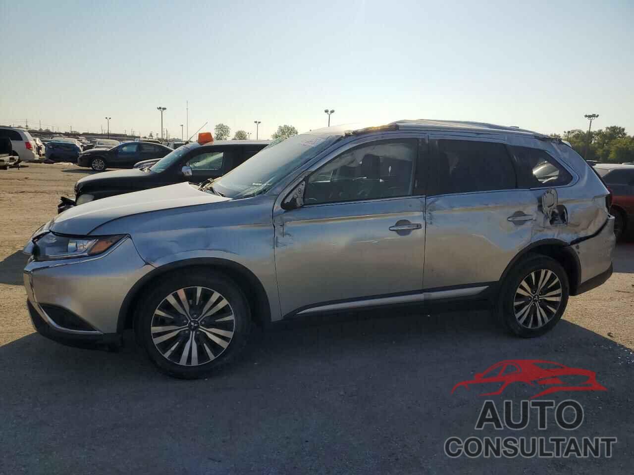 MITSUBISHI OUTLANDER 2020 - JA4AD3A32LZ041386