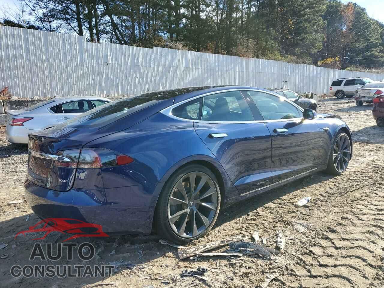 TESLA MODEL S 2018 - 5YJSA1E24JF271510