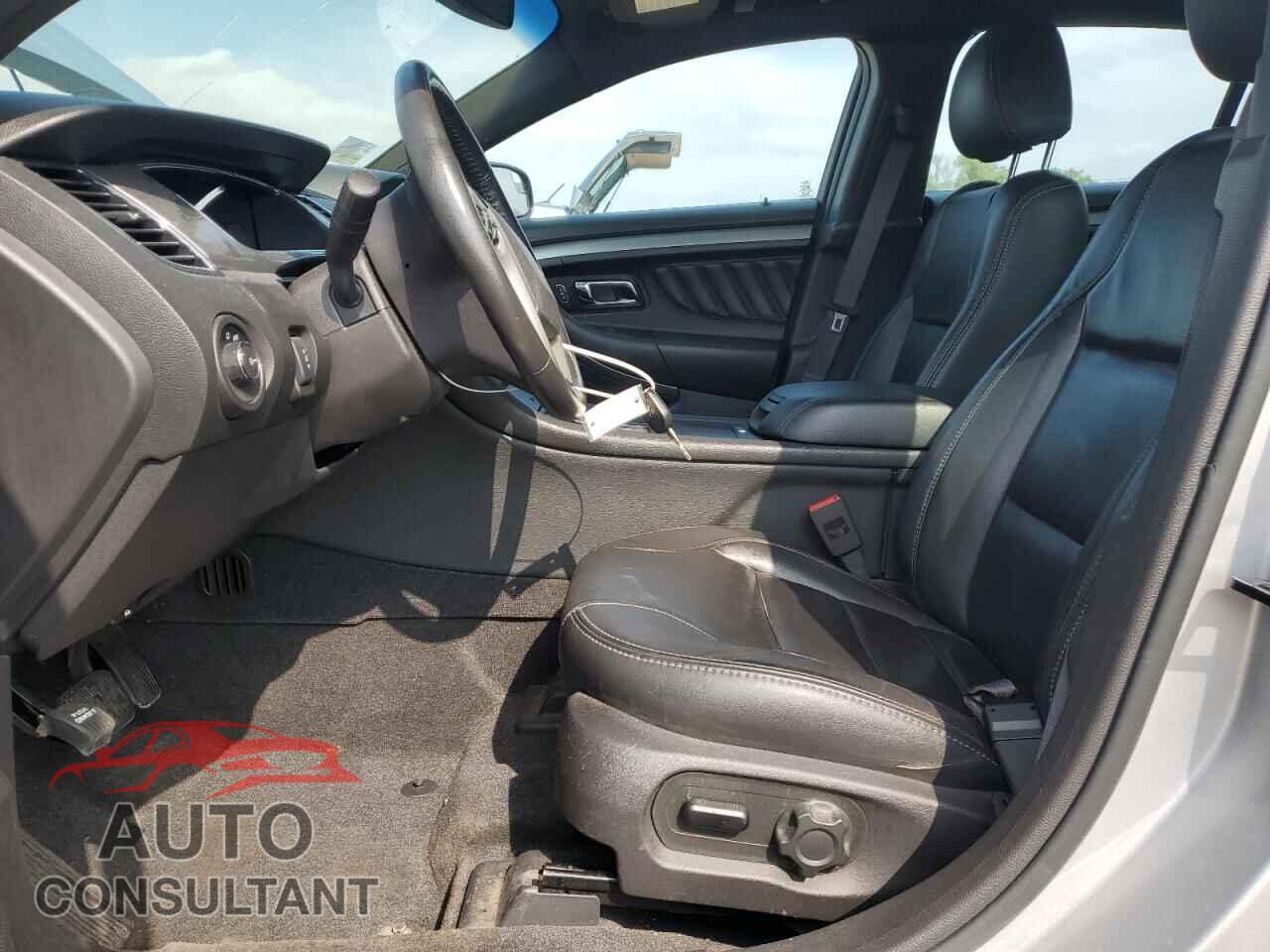 FORD TAURUS 2013 - 1FAHP2E87DG136122