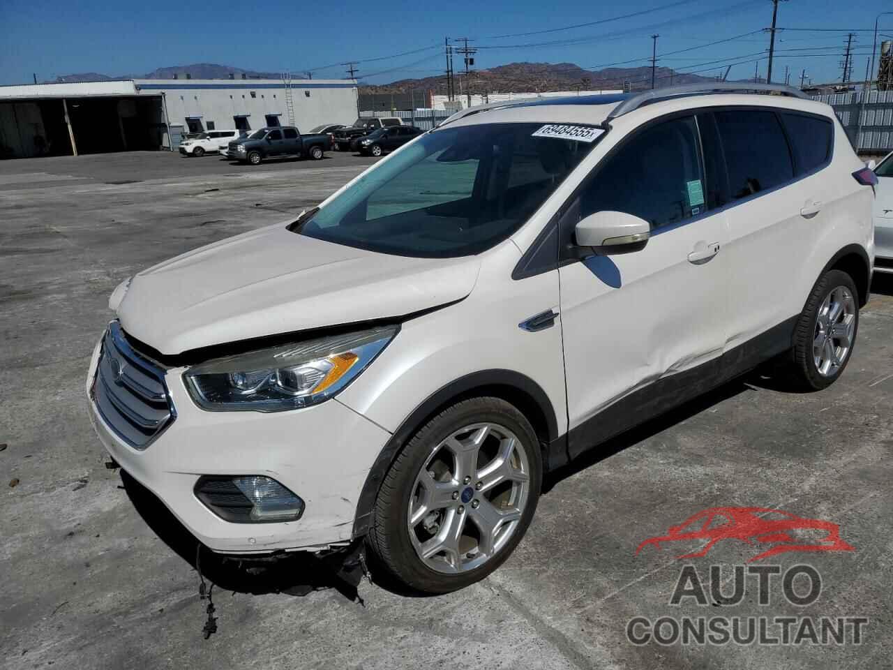 FORD ESCAPE 2018 - 1FMCU0J96JUA72101