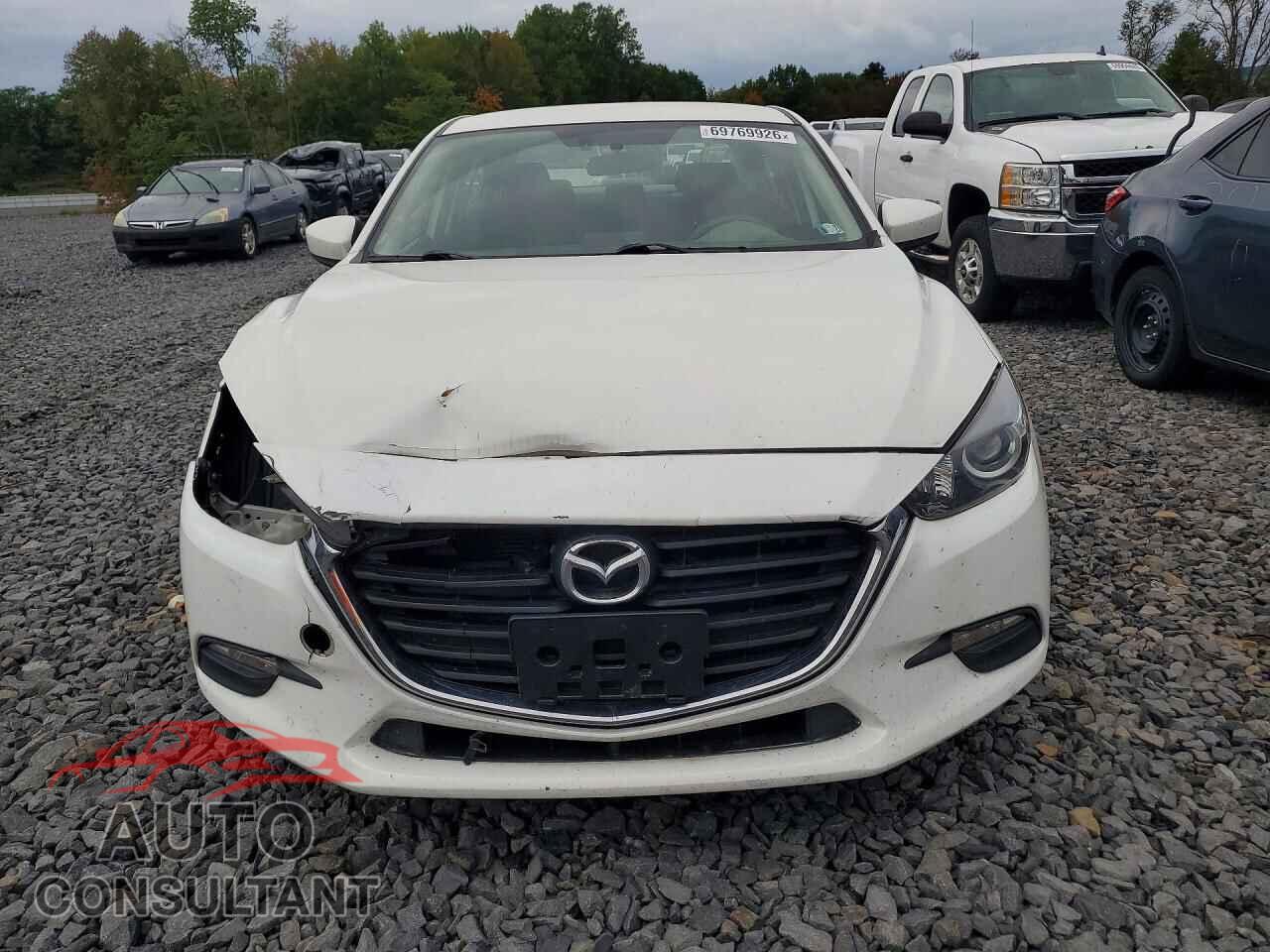MAZDA 3 2017 - 3MZBN1U7XHM112866