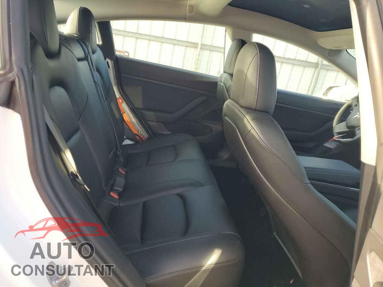 TESLA MODEL 3 2020 - 5YJ3E1EA9LF706573