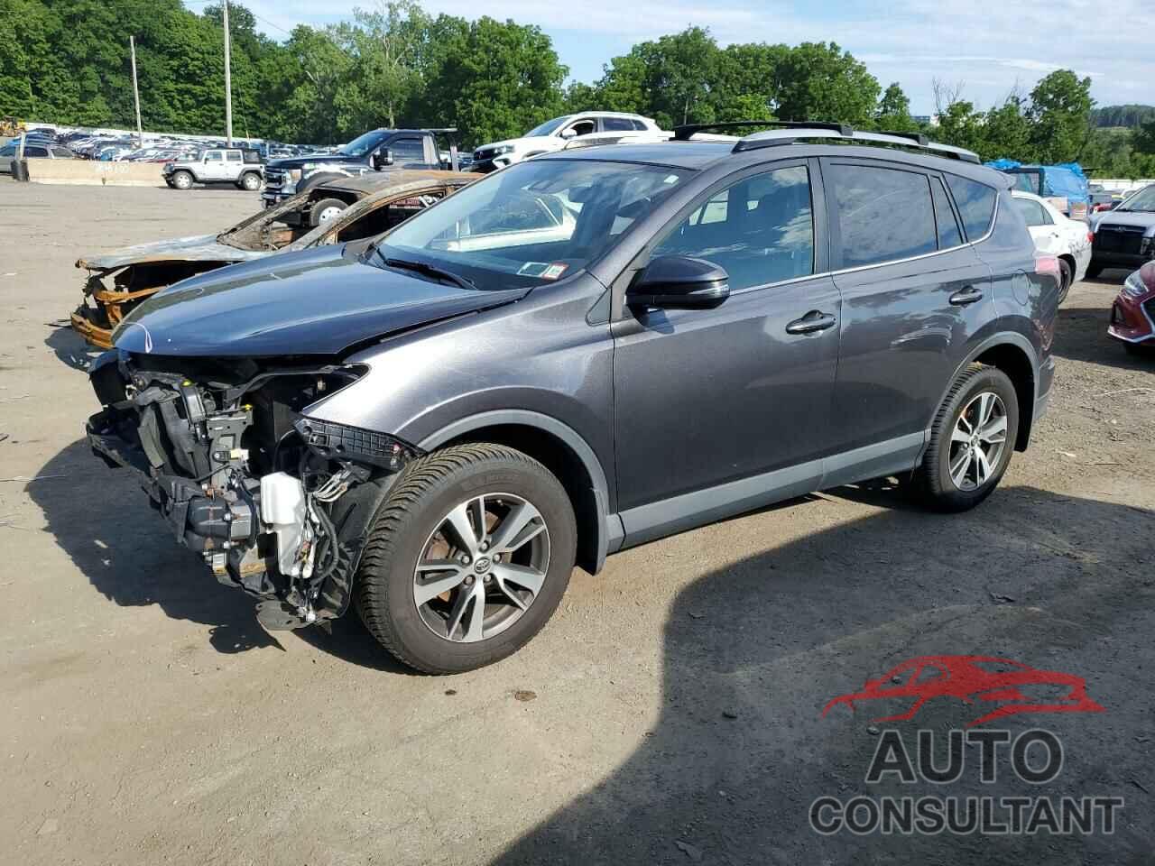 TOYOTA RAV4 2017 - JTMRFREV7HJ131611