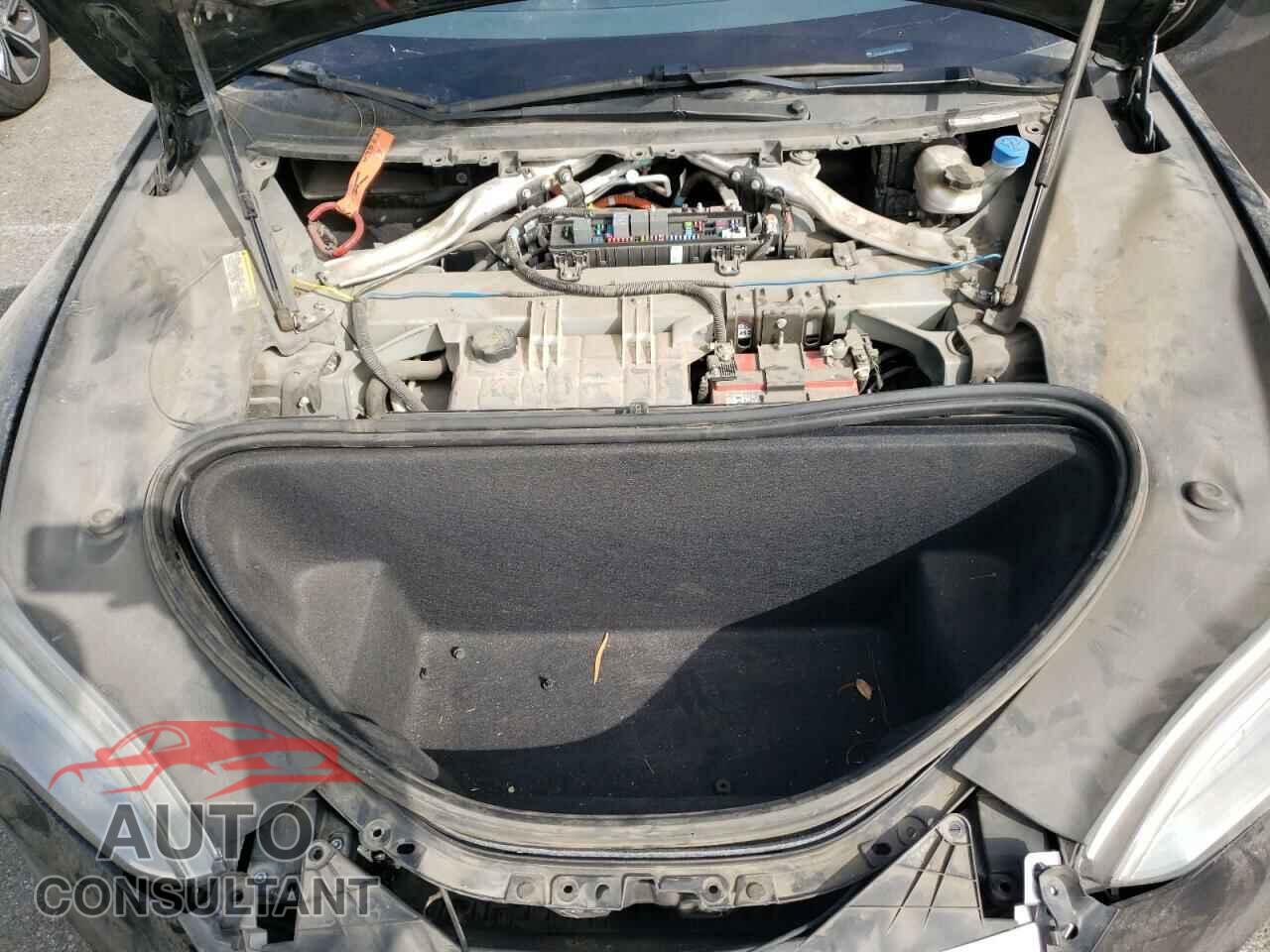 TESLA MODEL S 2016 - 5YJSA1E25GF175300