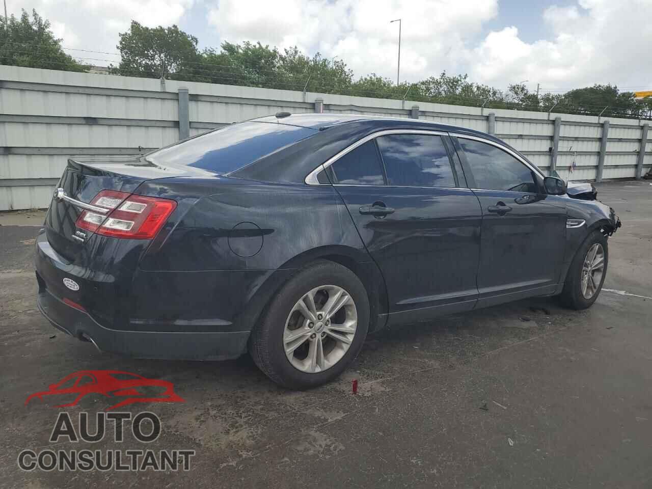 FORD TAURUS 2016 - 1FAHP2E86GG141252