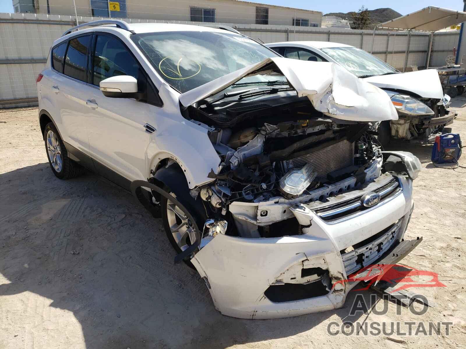 FORD ESCAPE 2016 - 1FMCU0J91GUB07927