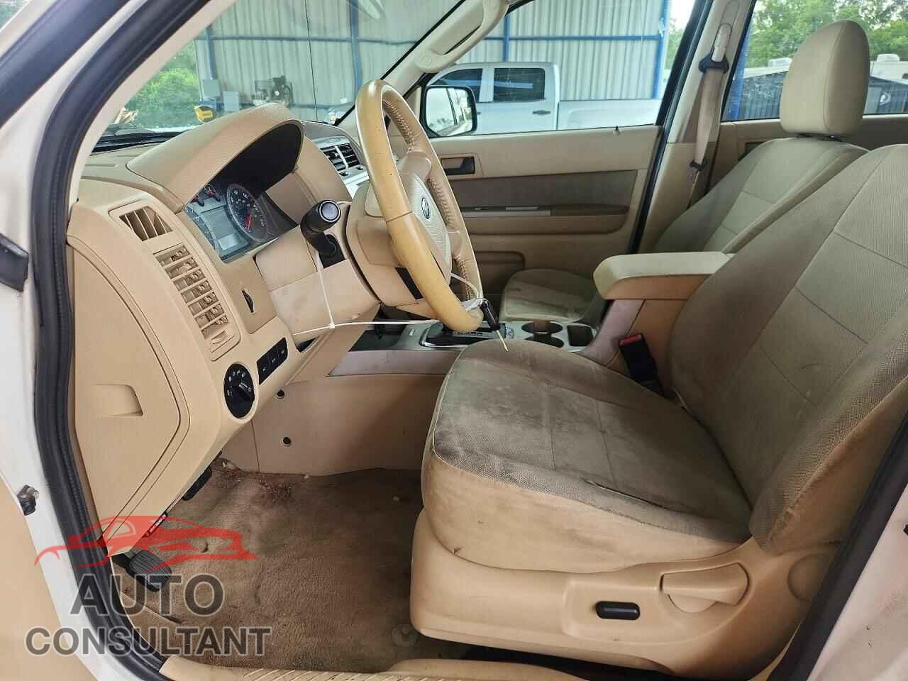 FORD ESCAPE 2011 - 1FMCU9D7XBKC68523