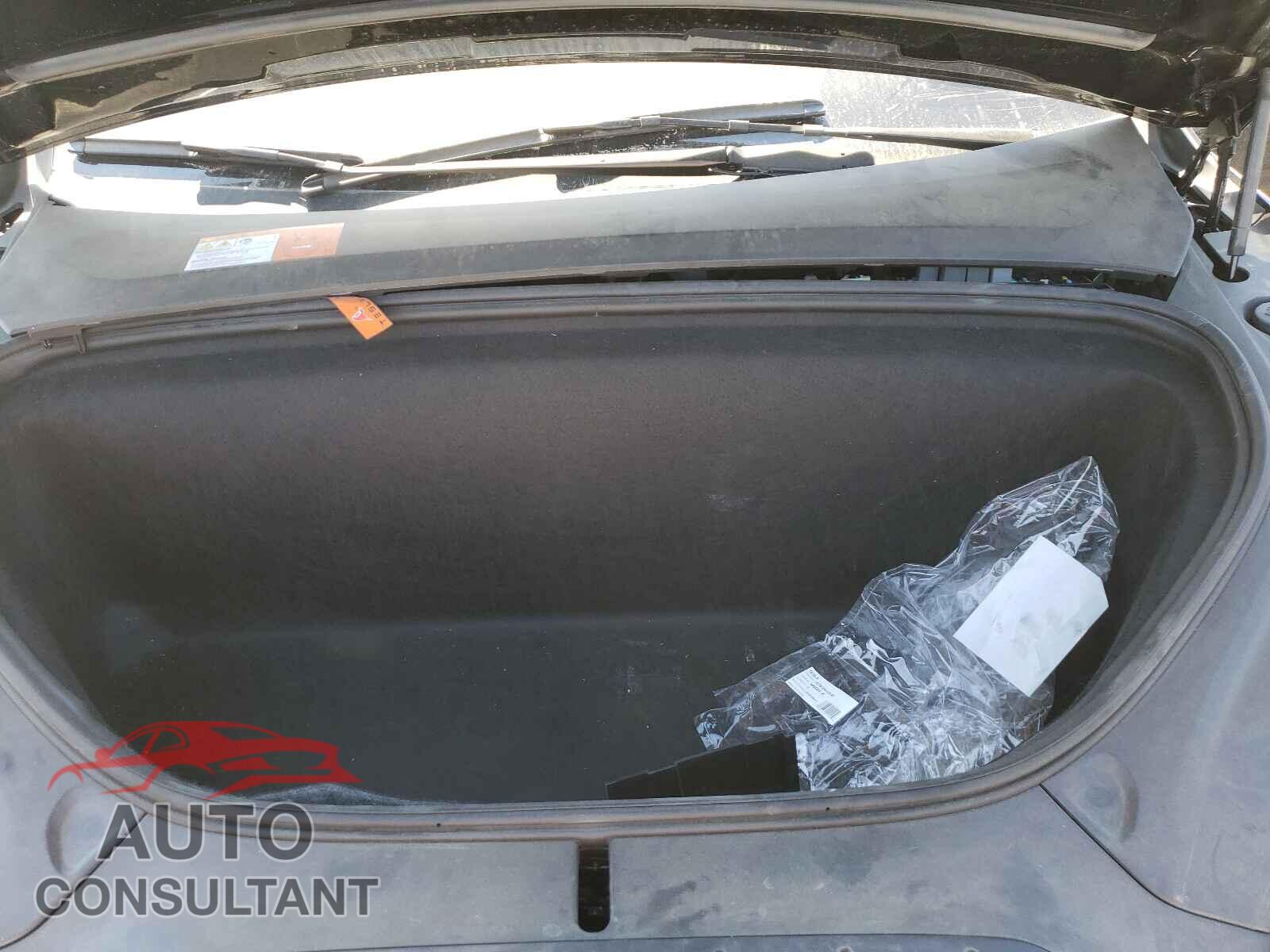 TESLA MODEL X 2018 - 5YJXCAE26JF112875