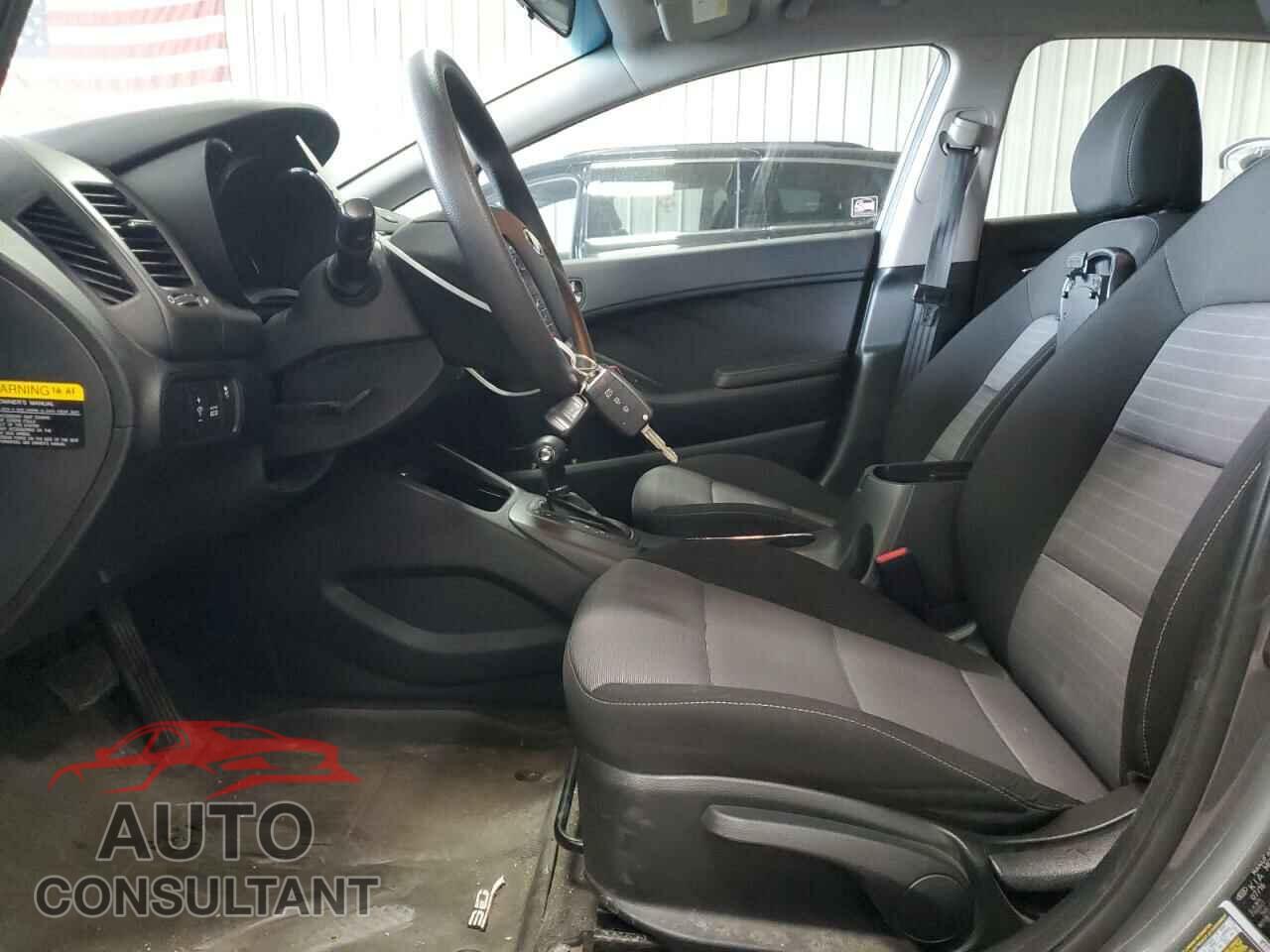 KIA FORTE 2016 - KNAFK5A82G5659052