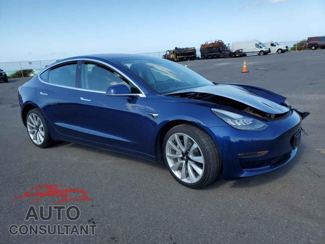 TESLA MODEL 3 2018 - 5YJ3E1EAXJF164283